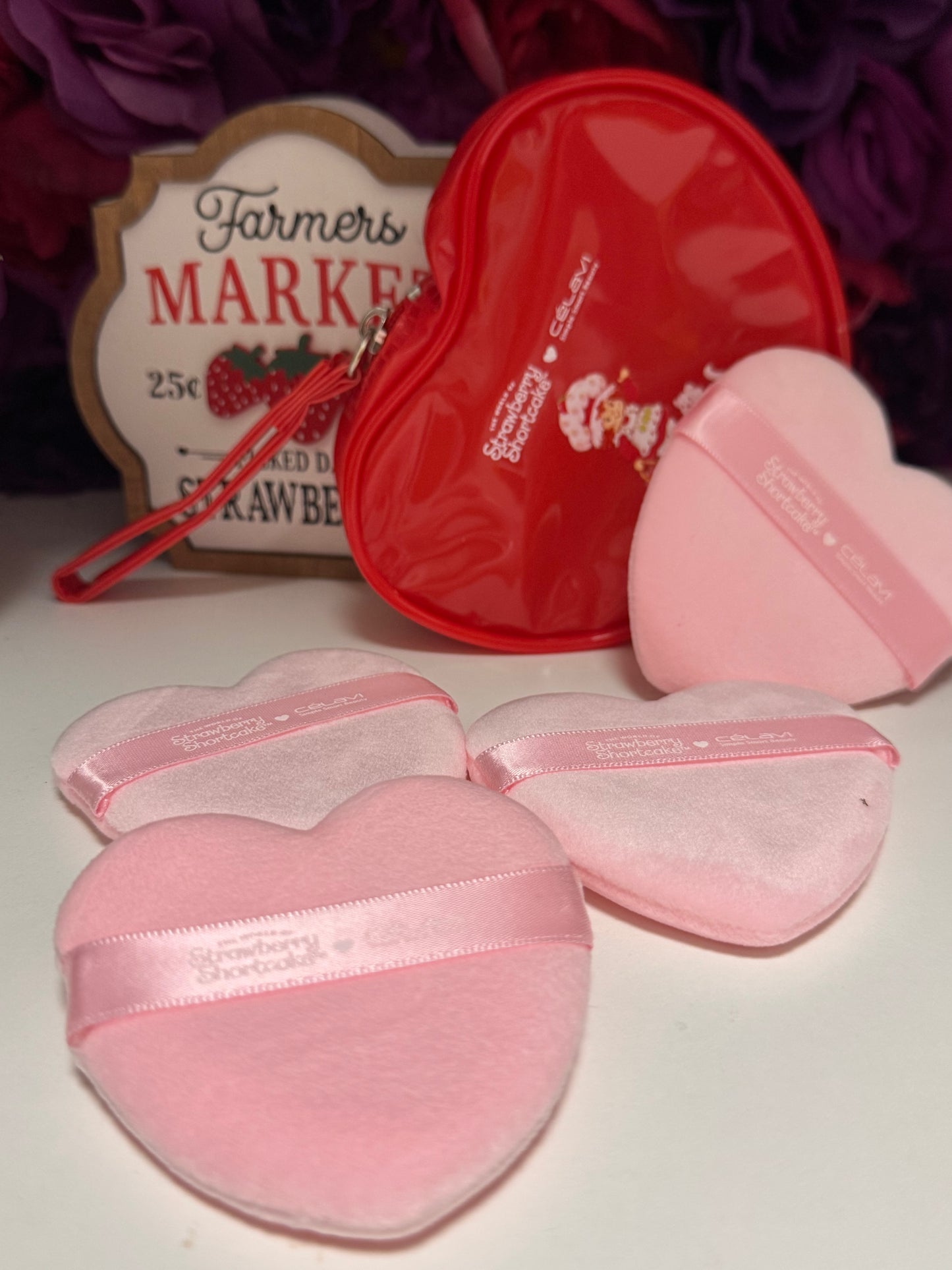 Strawberry powder puffs