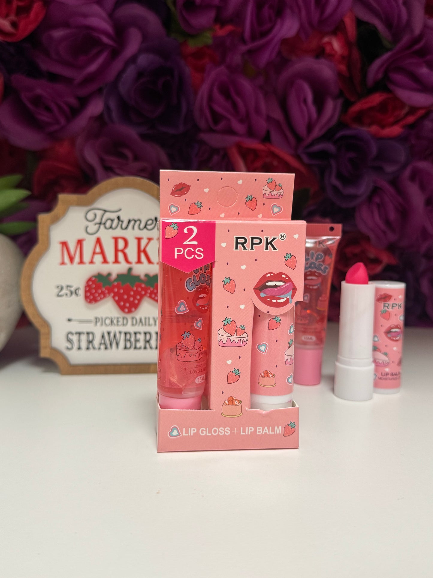 Strawberry Lipgloss/lip balm duo
