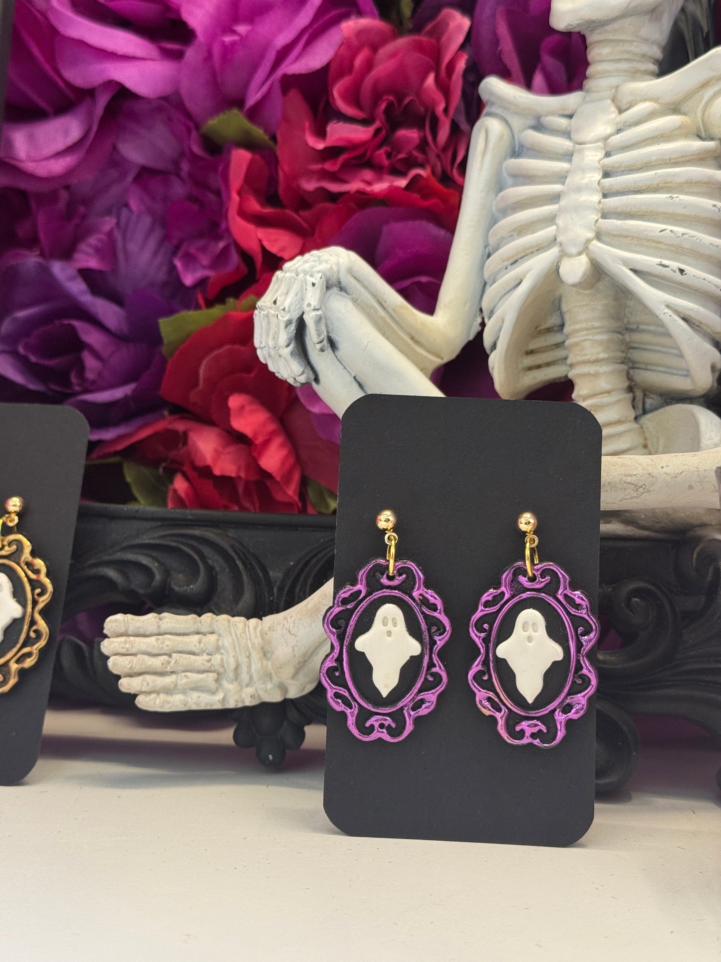 Vintage ghost frames