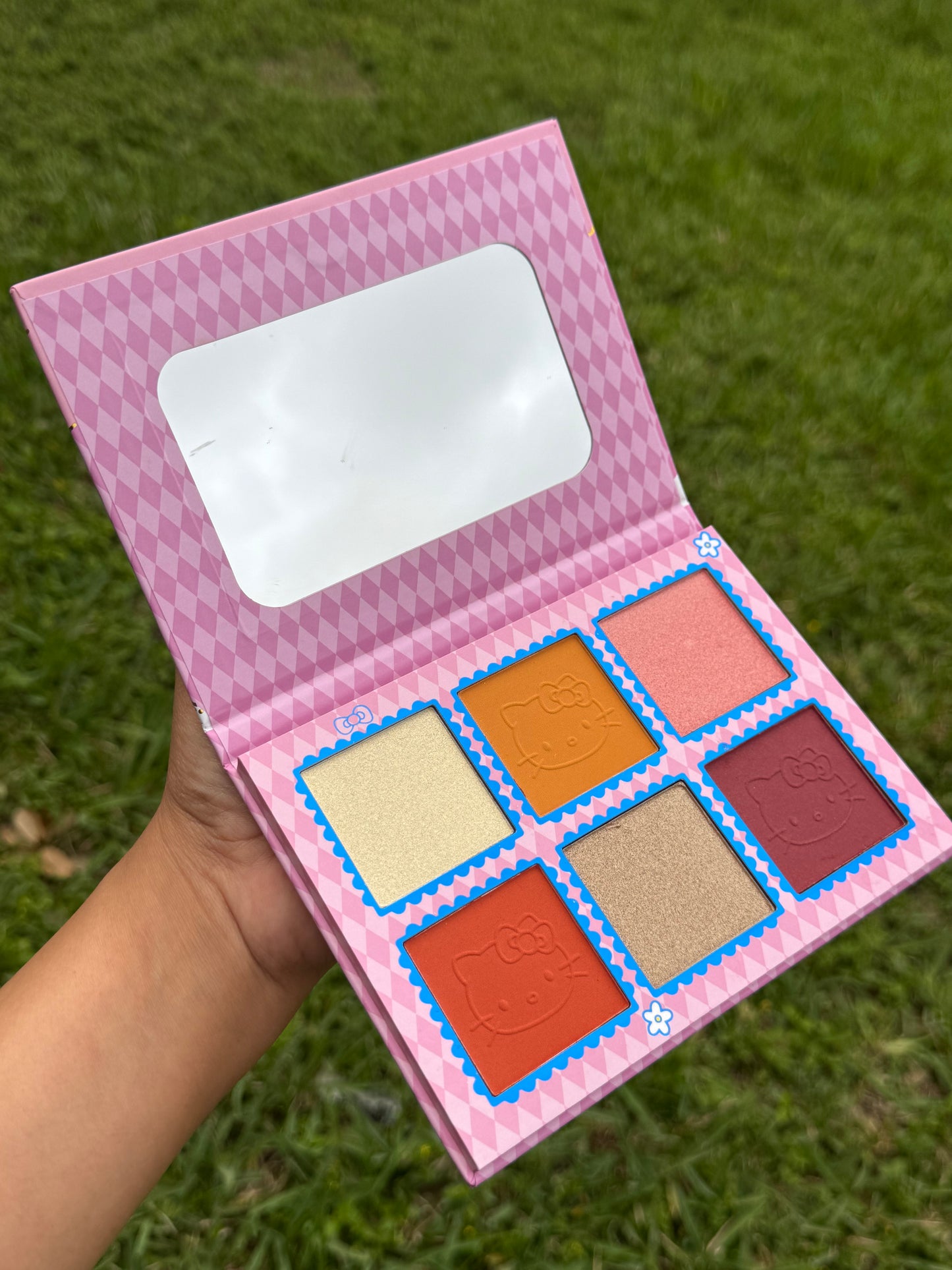 Blush & highlighter pallet