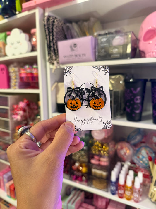 Pumpkin bows