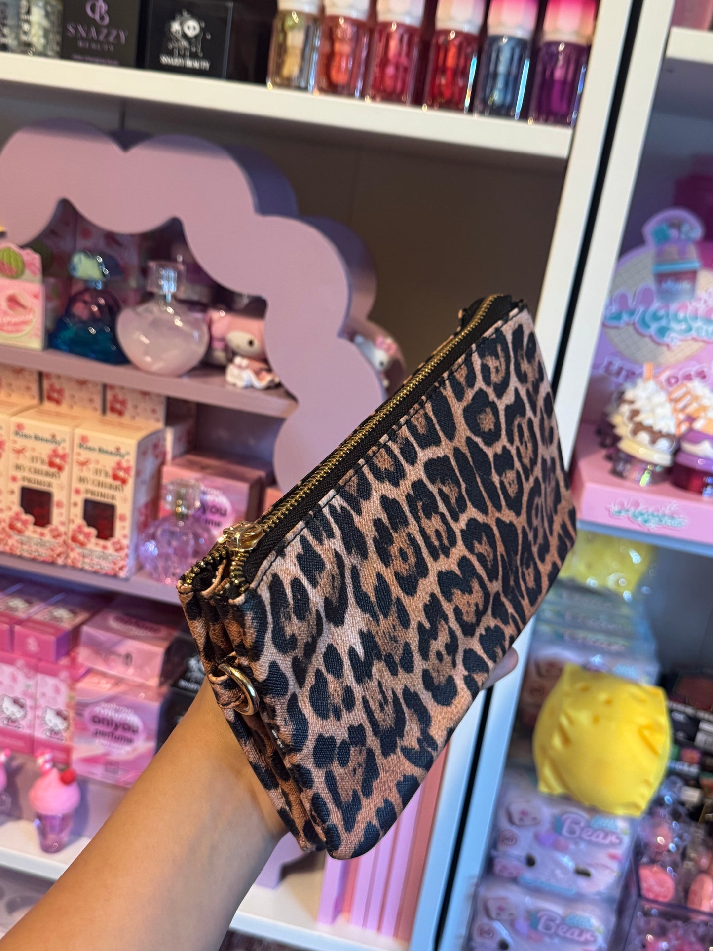 Leopard shoulder bag