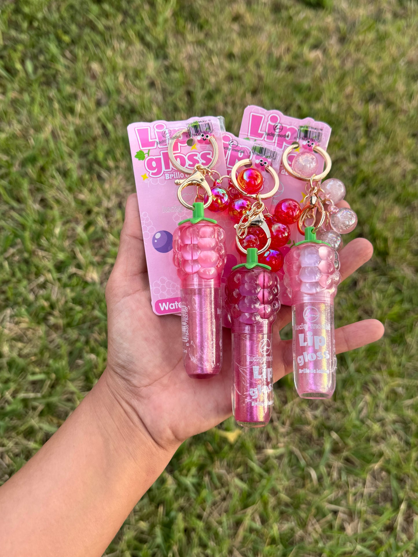 Grape vine lipgloss