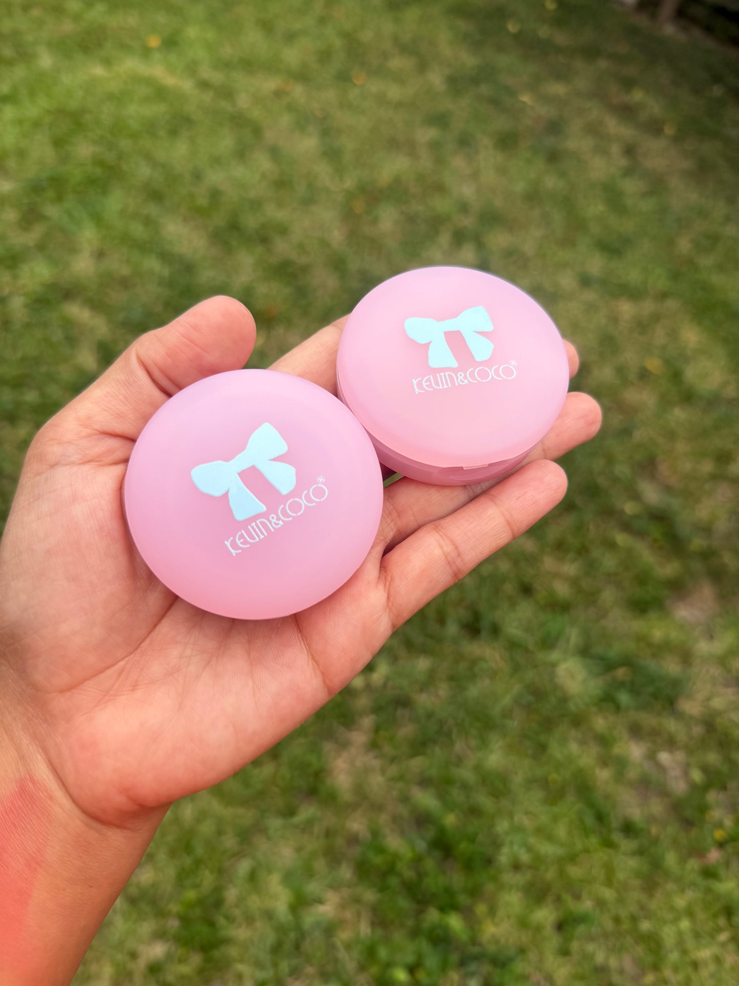 Bow highlighter compact