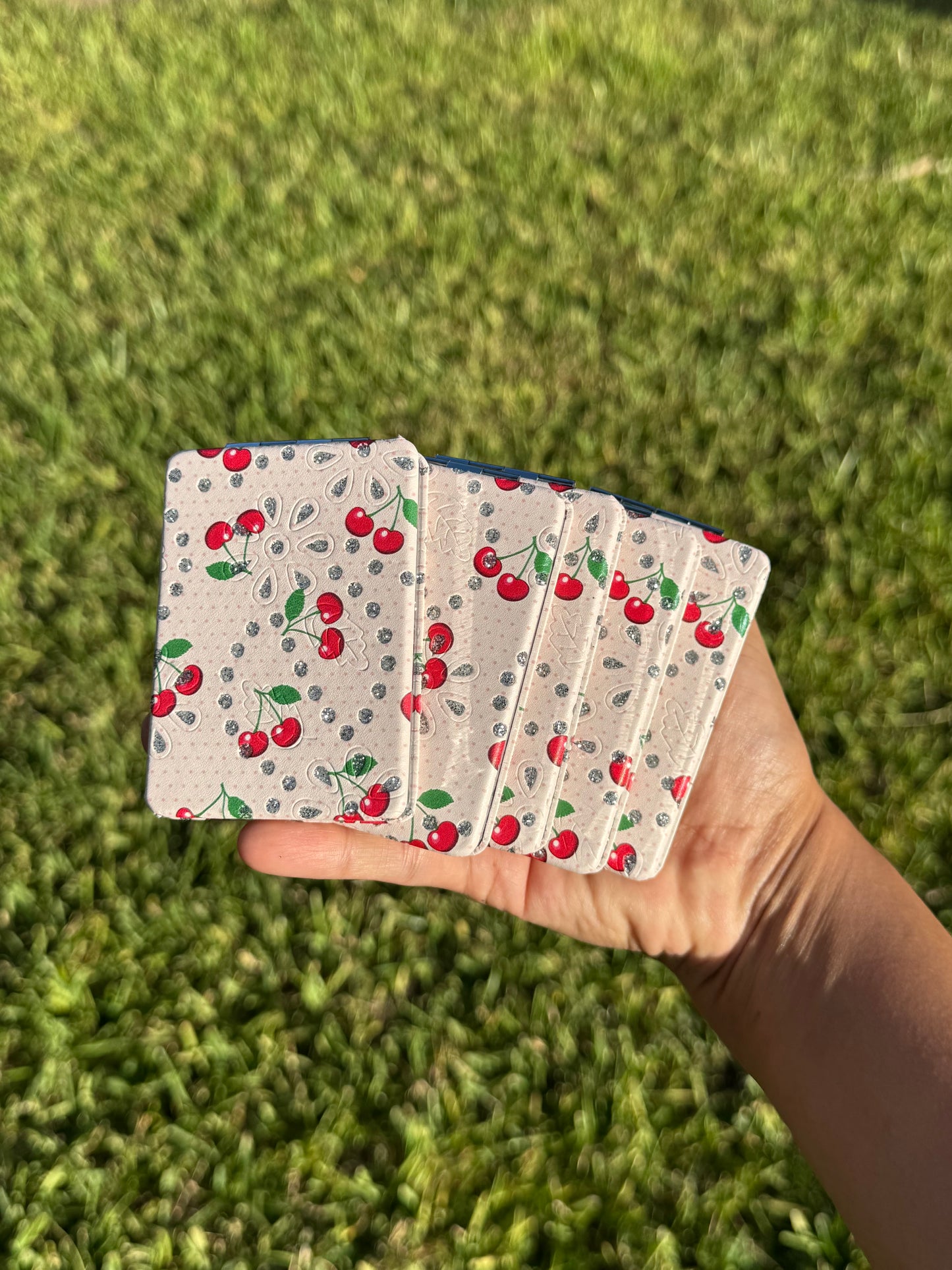 Cherry compact