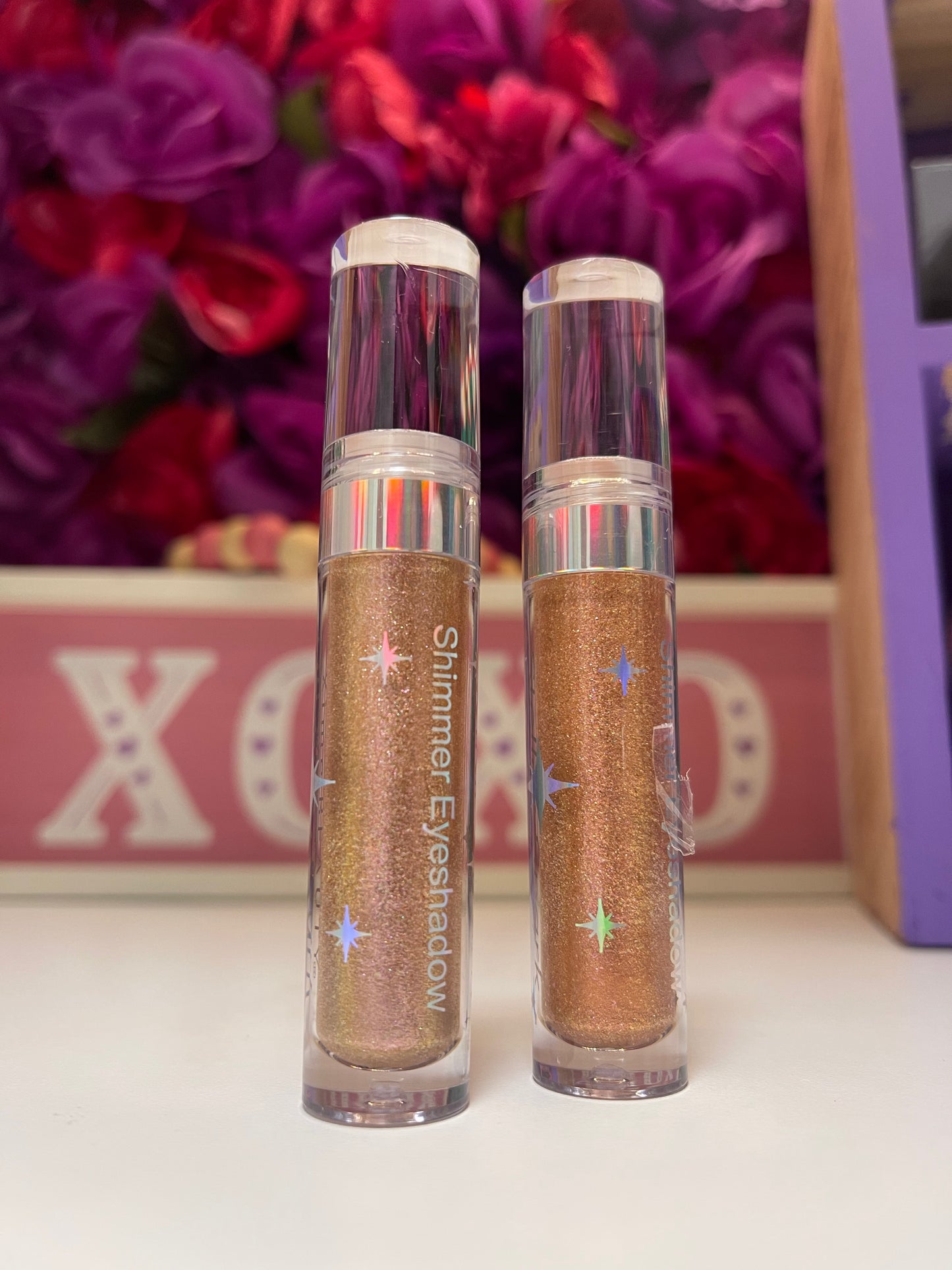 Glitter shadow