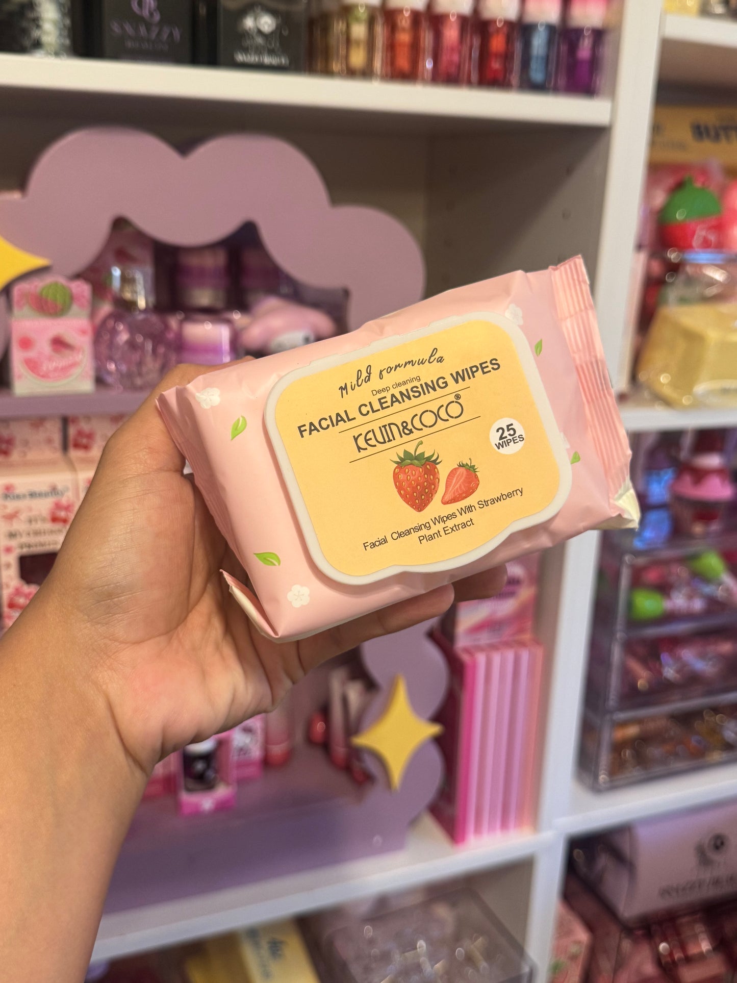 Deep cleansing makeup wipes