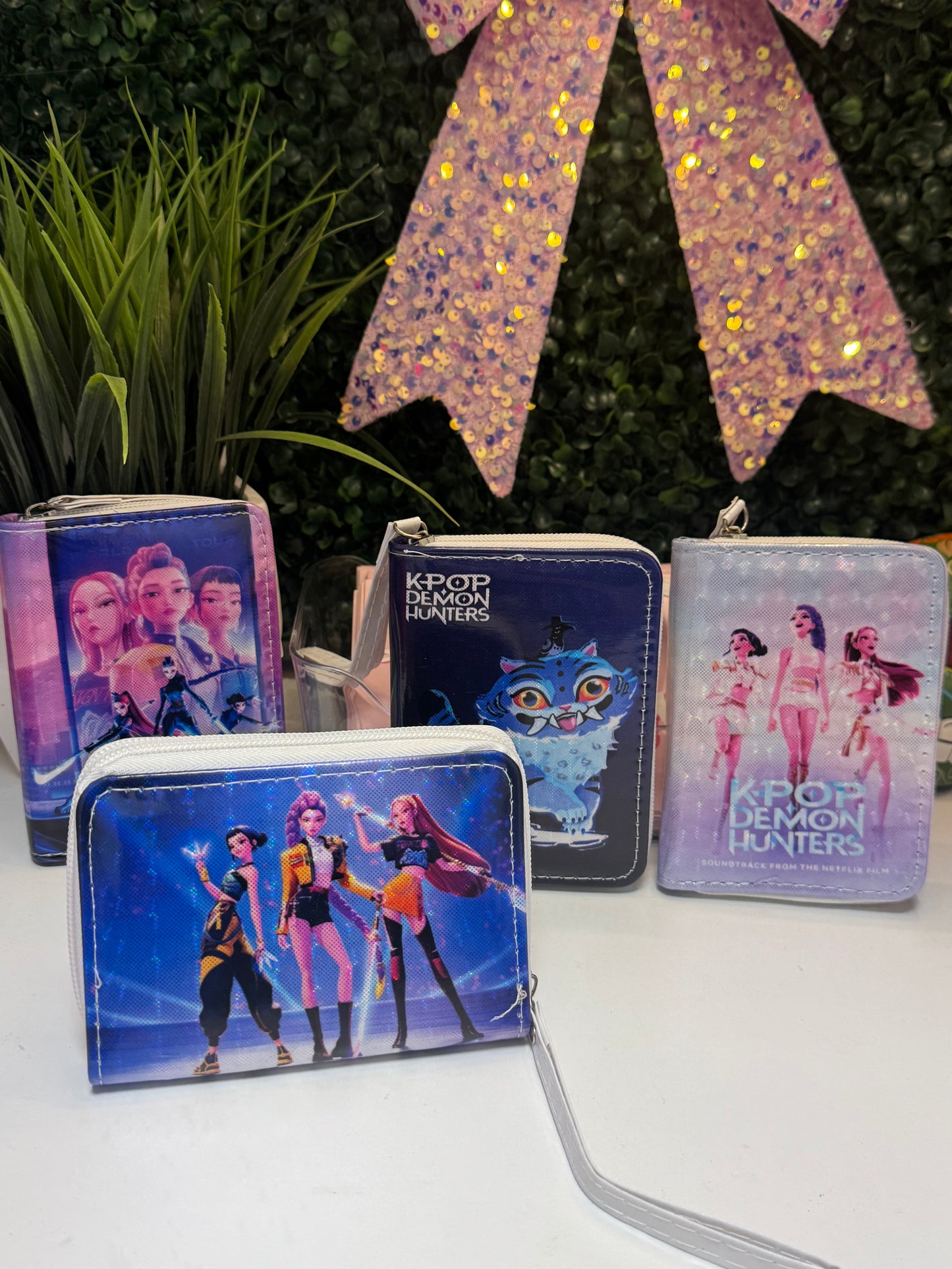 K pop wallet