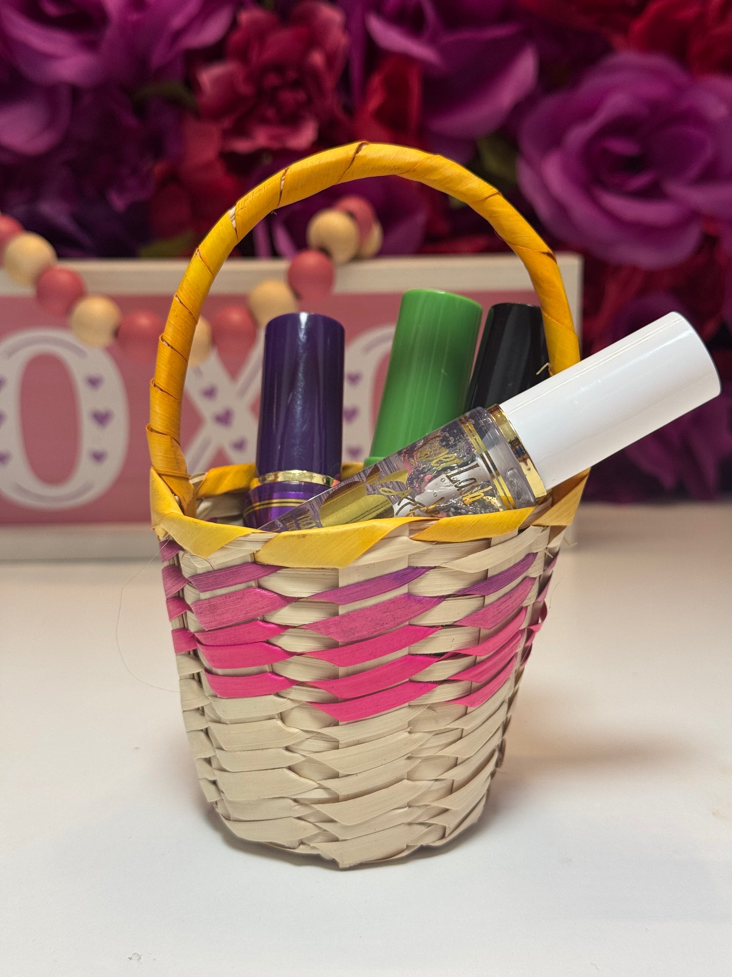 Mexican mascara basket