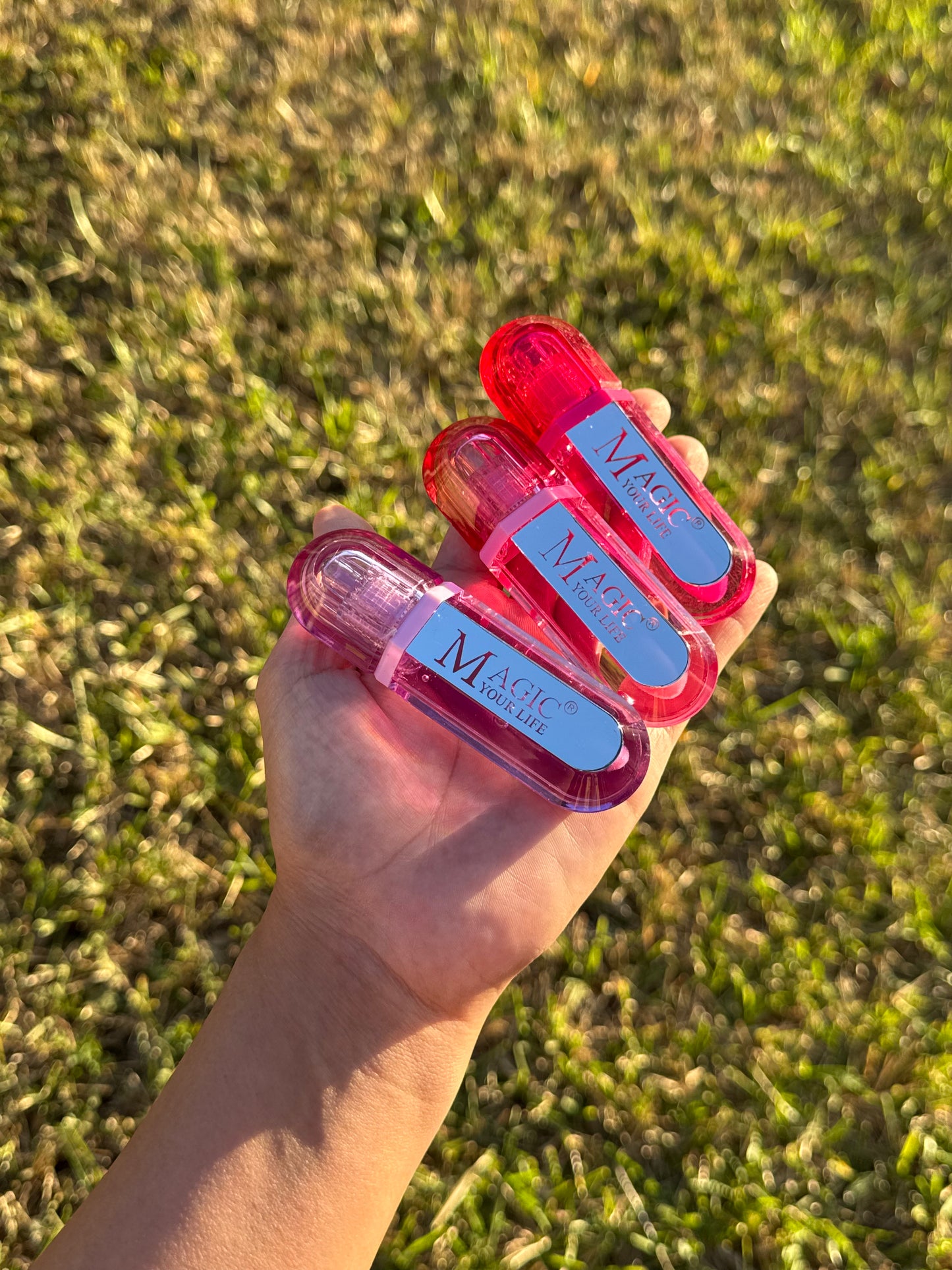 Magic lip gloss