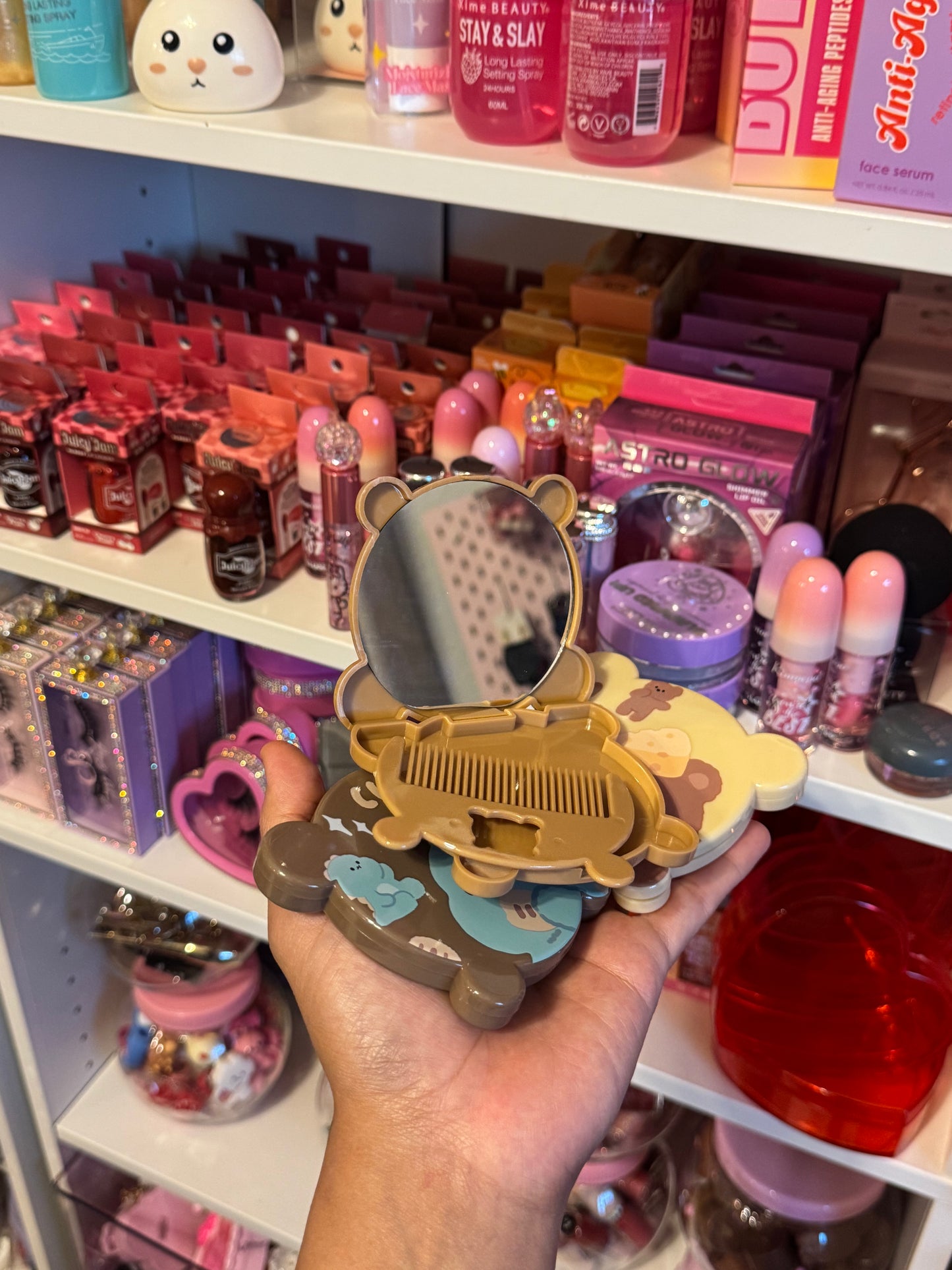 Kawaii mirror