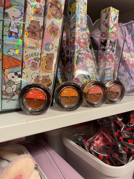 Metallic eyeshadow