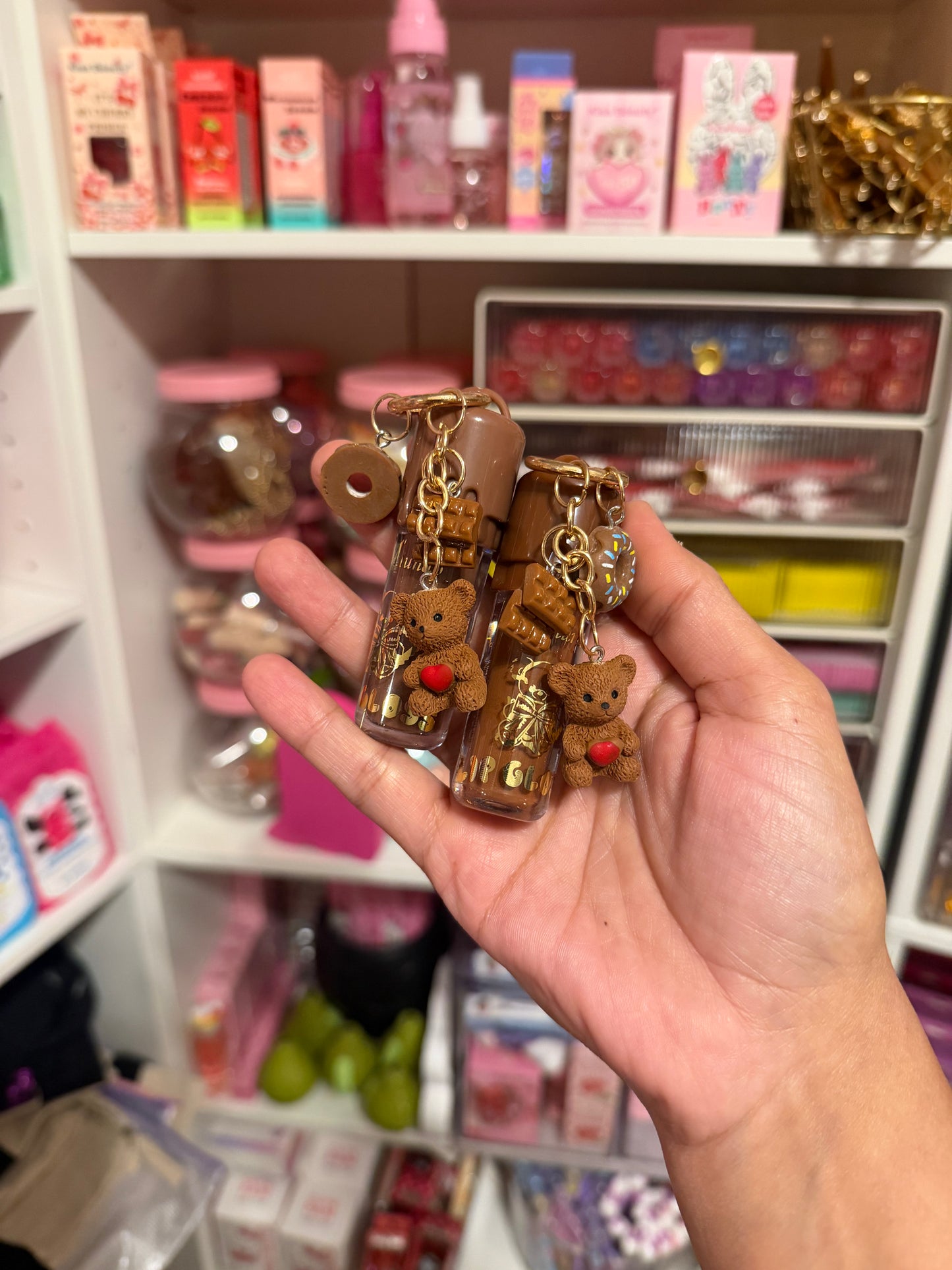 Chocolate teddy gloss