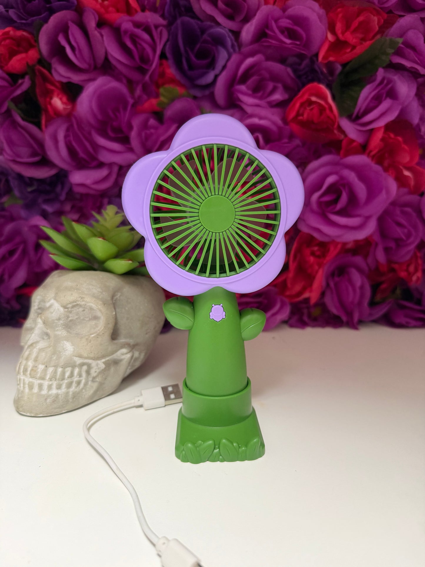 Flower fan